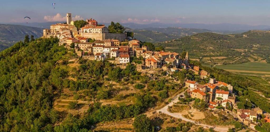 Hotel Soba Gracijela Motovun Exterior foto